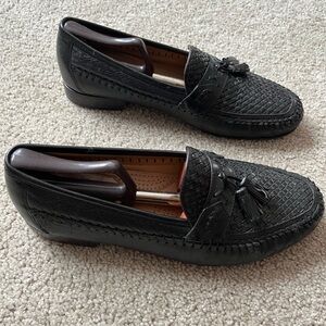 Men's Black Woven Tassel Slip-On Loafers